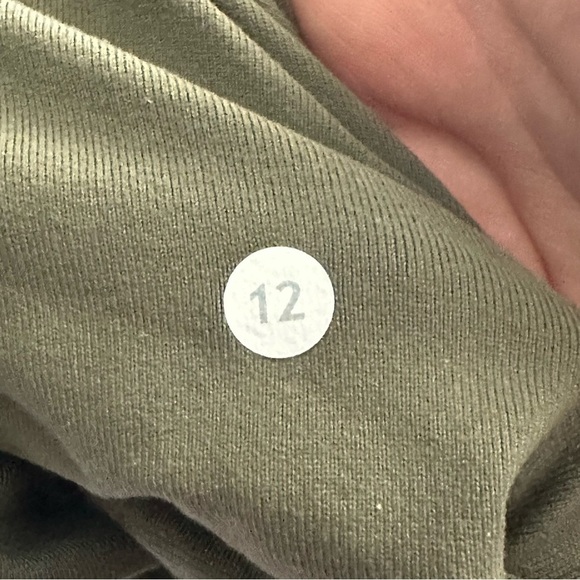 Lululemon Sunset Salutation Cropped leggings loose fit ruched, pockets , Sz 12 - Picture 4 of 10